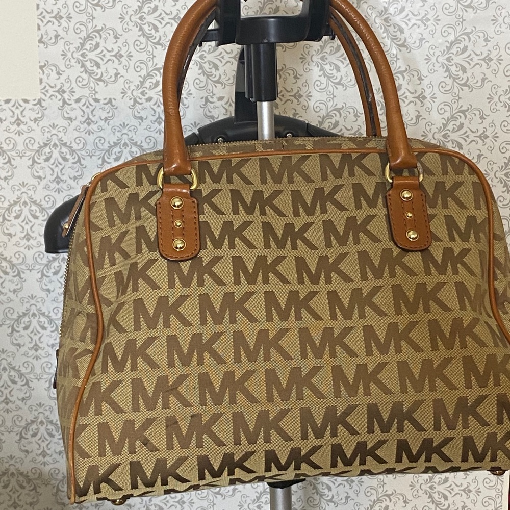 Michael Kors monogram 1311